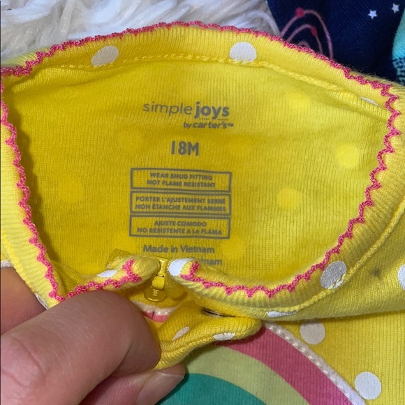 Carter’s Kids Onesies (Footies) - Picture 8 of 8